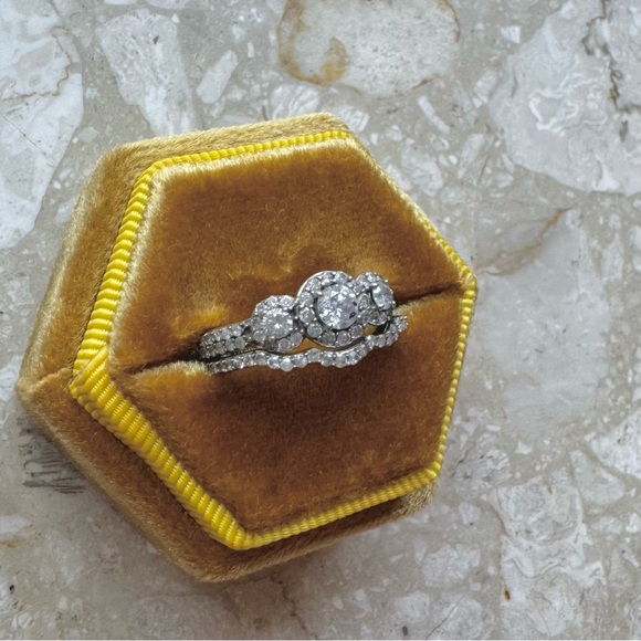 1tcw Diamond White Gold Halo Vintage Salt Pepper Ring Band Set - Picture 6 of 12